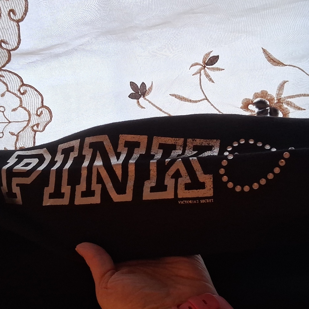 Victoria's Secret Pink Black Bulldog Long Sleeve Top - Picture 7 of 10